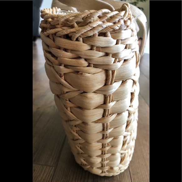 Boston Proper trending large woven raffia tote. - Picture 6 of 15